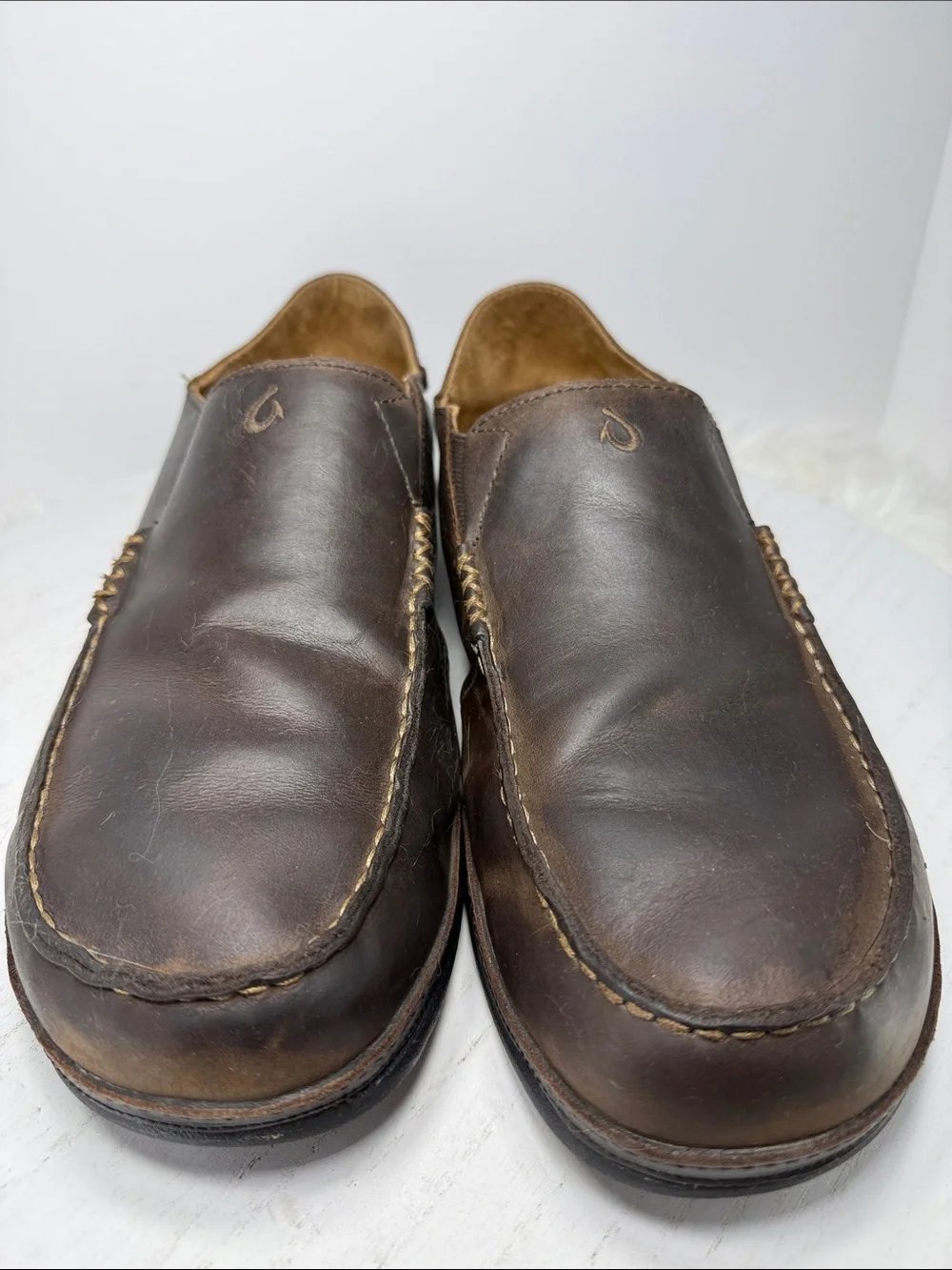 OluKai Men's Chocolate Brown Leather Slip-On Loafers